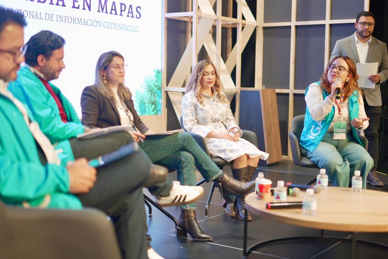 Colombia en Mapas feria del libro