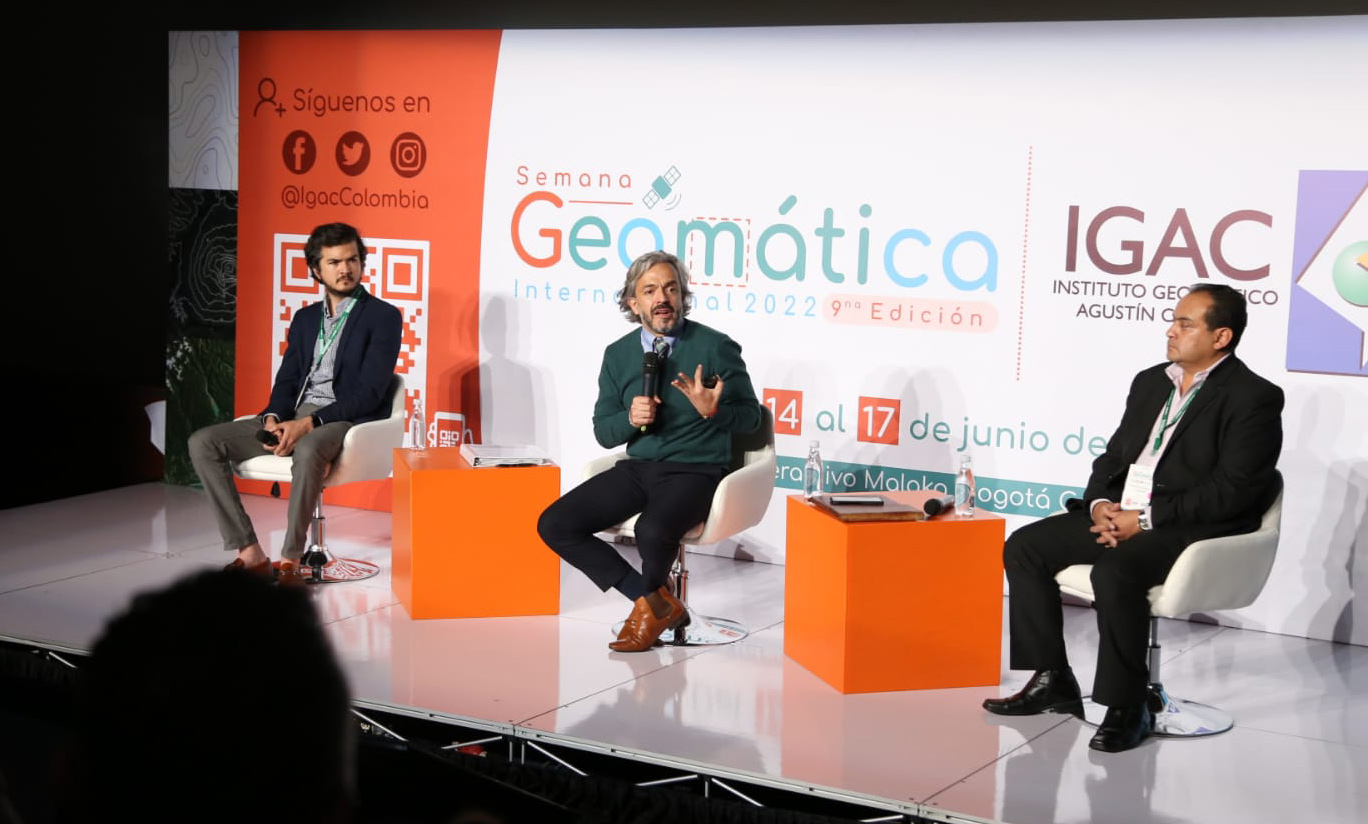 “La ICDE es una garantía de la disponibilidad y capacidad de generar evidencia a partir de la información geoespacial del país”: Juan Daniel Oviedo